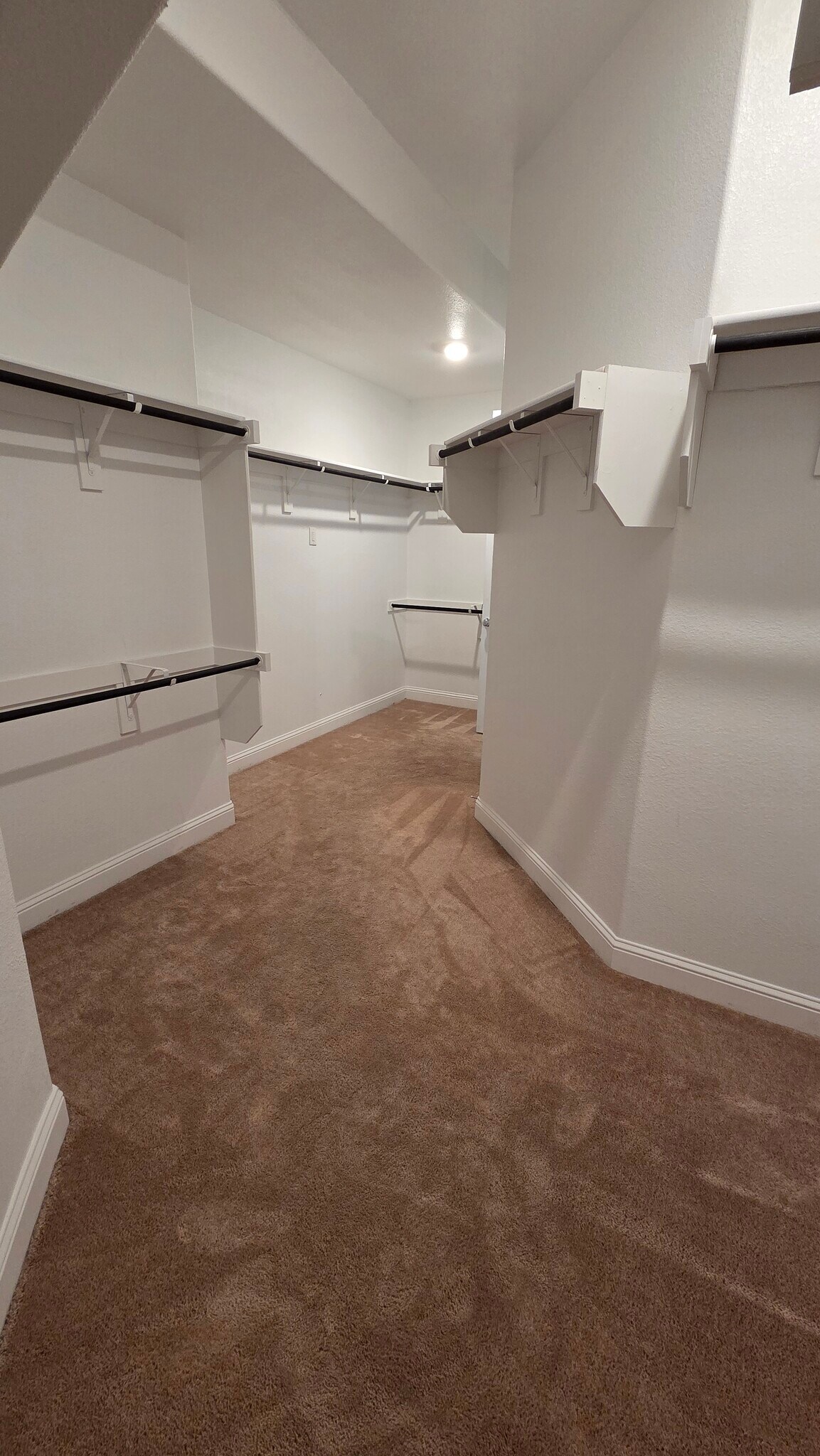 Building Photo - 1112 Maverick Dr