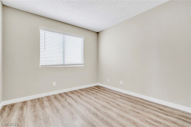 Building Photo - 2313 Tinsley Ct