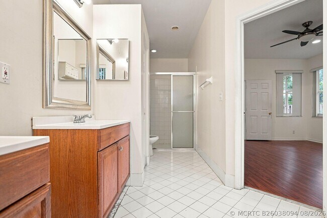 Building Photo - 3717 Pebblebrook Manor