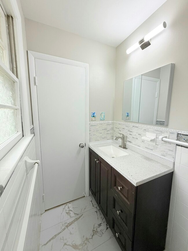 Building Photo - 4709 Tamworth Ct