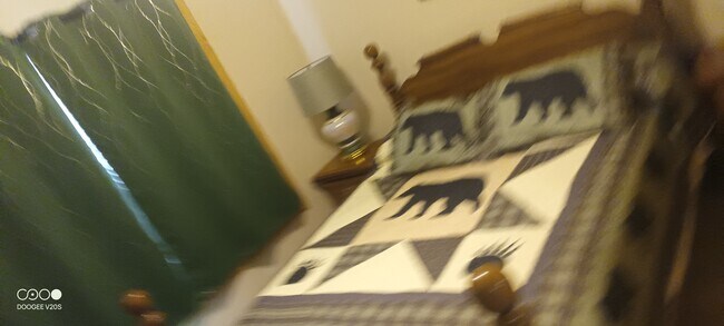 Building Photo - 1040 Rdg Pt Trl