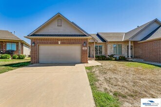 Building Photo - 1716-1718 Bedford