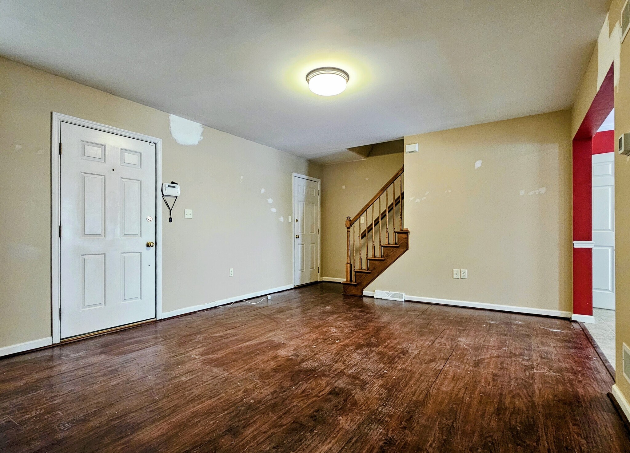 Building Photo - 42 Beverly Dr