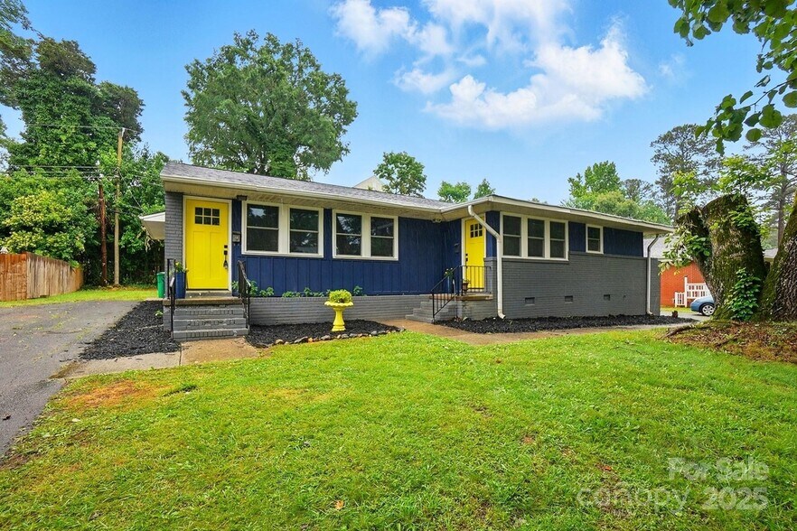 Building Photo - 1412 Wembley Dr
