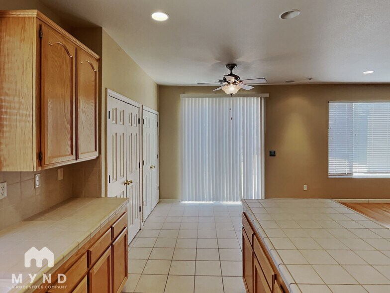 Building Photo - 4338 Glen Canyon Cir