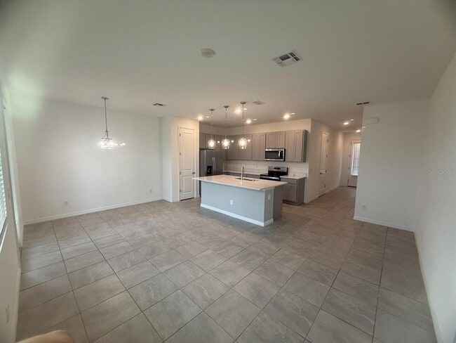 Building Photo - 1608 Pelican Dr