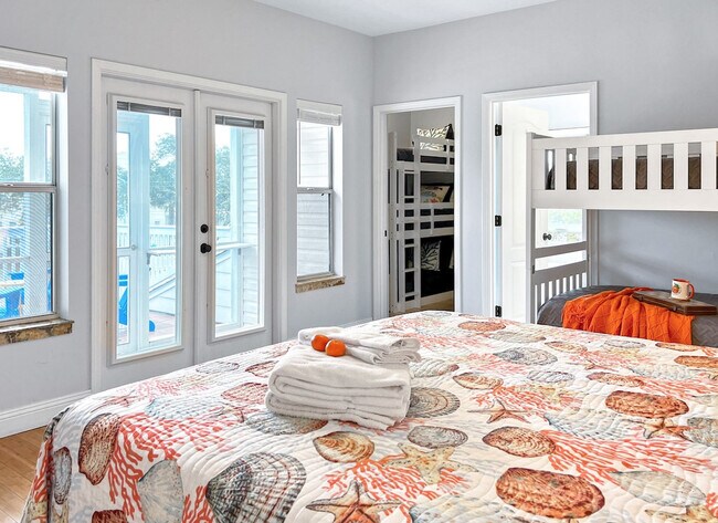 Building Photo - 4485 Clipper Cove