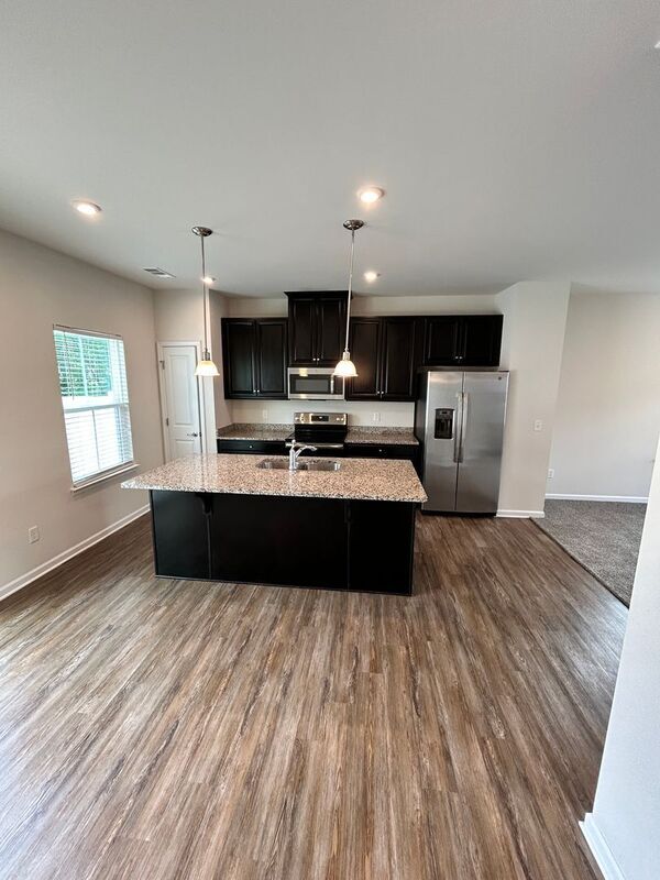 Building Photo - 4316 Summercrest Blvd