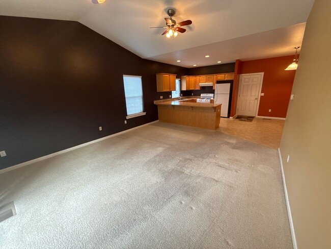 Building Photo - Pet Considered, East Bend 3 Bdrm, 2 Bath H...