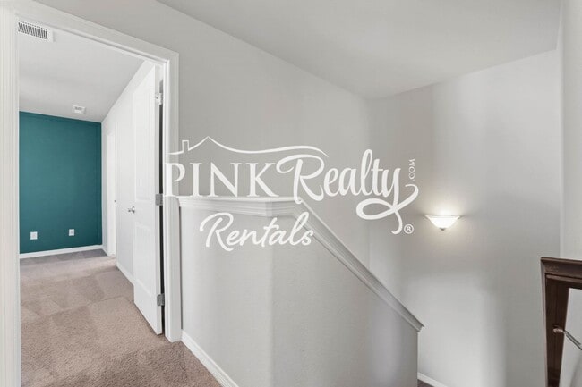 Building Photo - 10970 Rowley Dr