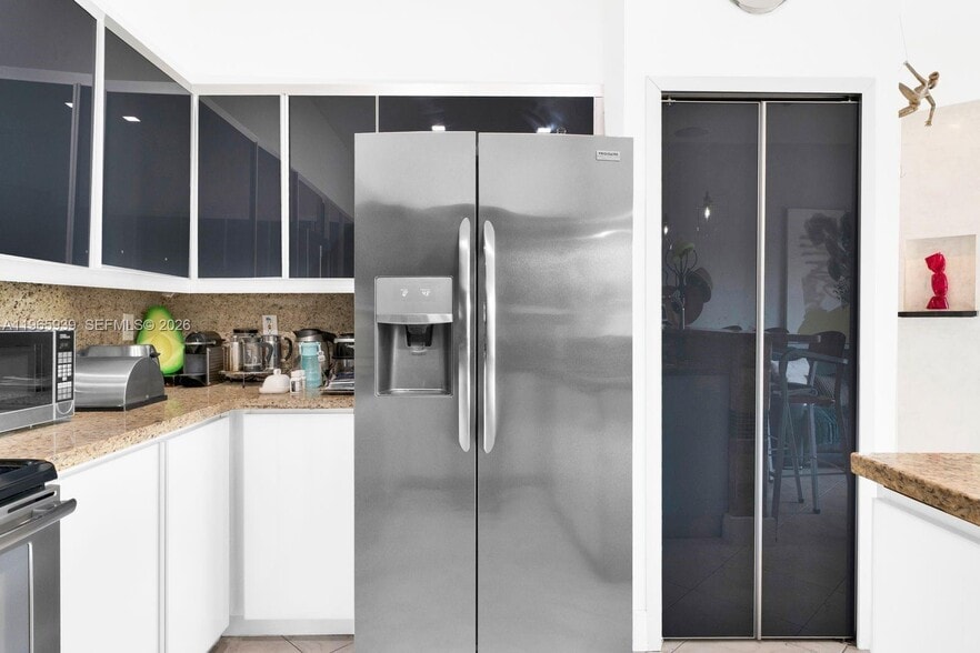 Building Photo - 10824 NW 84th St