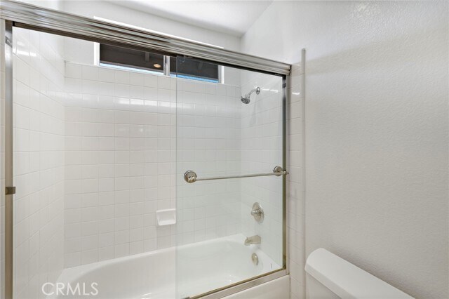 Building Photo - 5 Sanderling Ln