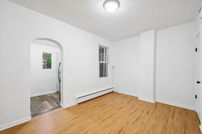 Building Photo - 2305 S 63rd St