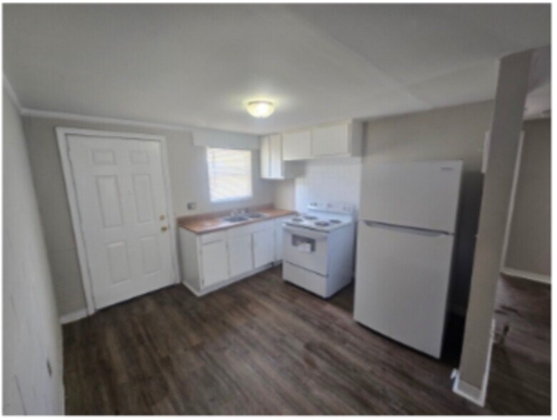 Building Photo - 2815 Howell Ct
