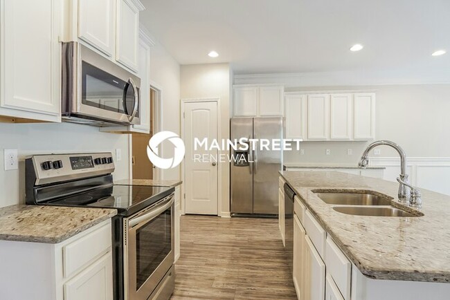 Building Photo - 560 Briar Ridge Cir