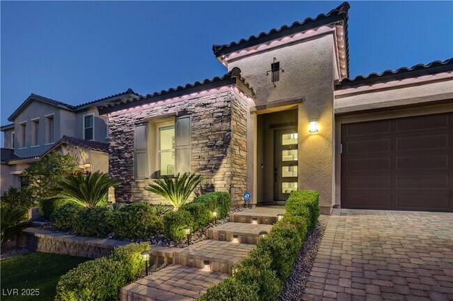 Building Photo - 3943 Reyes Ave