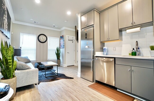 Primary Photo - Two-Level 1BR w/ Den Next to Walter Reed a...