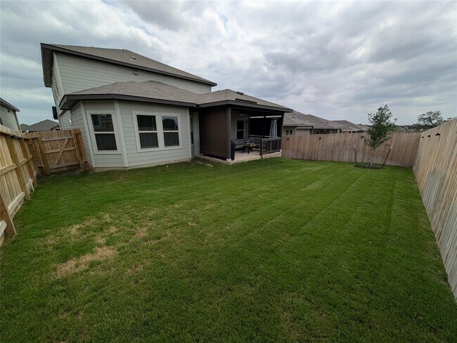 Building Photo - 3030 Charyn Wy