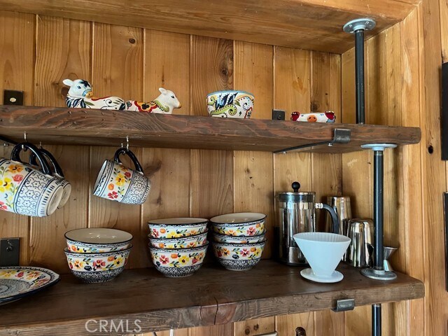 Building Photo - 456 S Skyline Dr