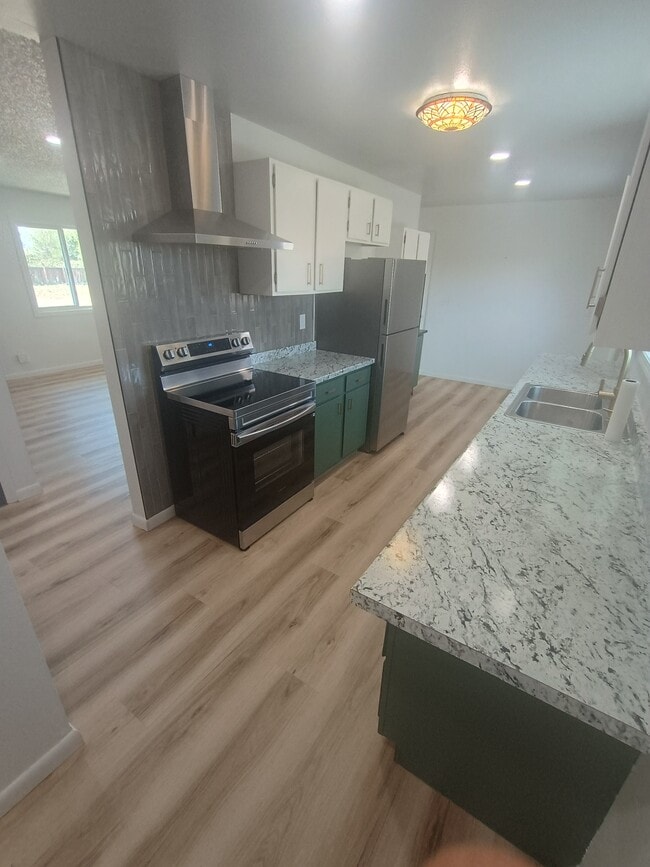 Building Photo - 2765 Bandera Dr