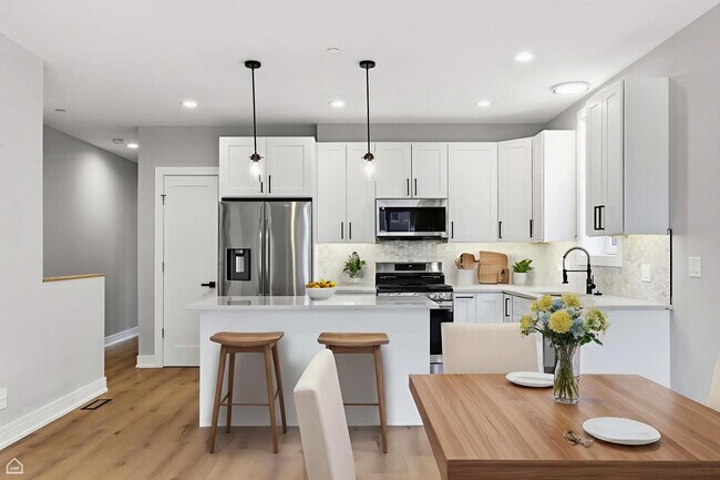 Building Photo - 2718 Budd St