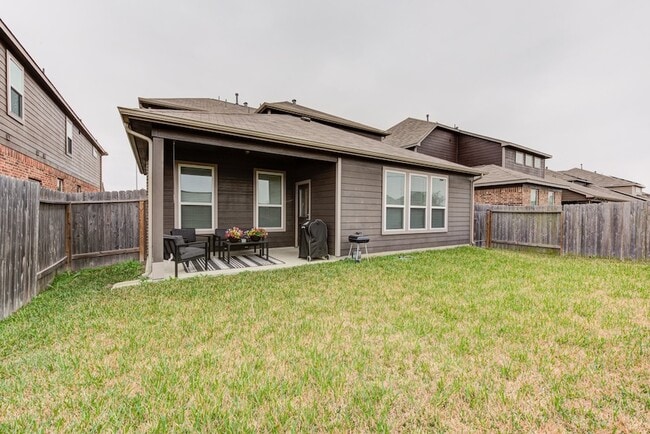 Building Photo - 3327 Etring Ln