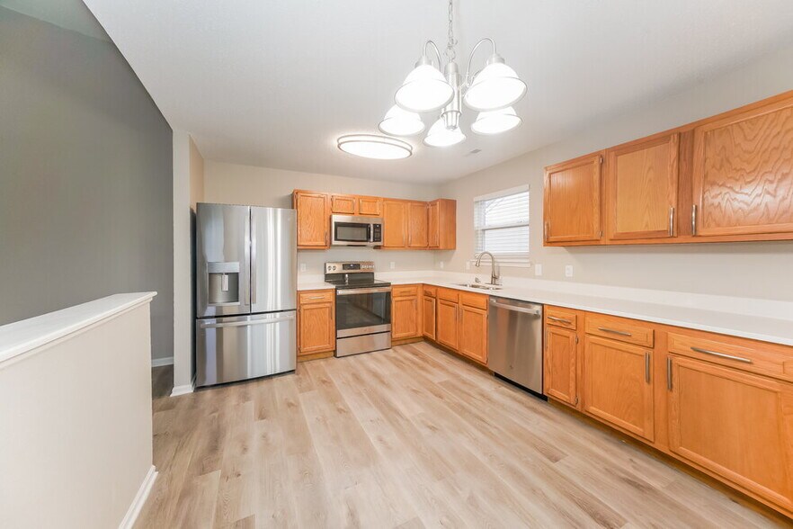 Building Photo - 19219 Prairie Crossing Dr