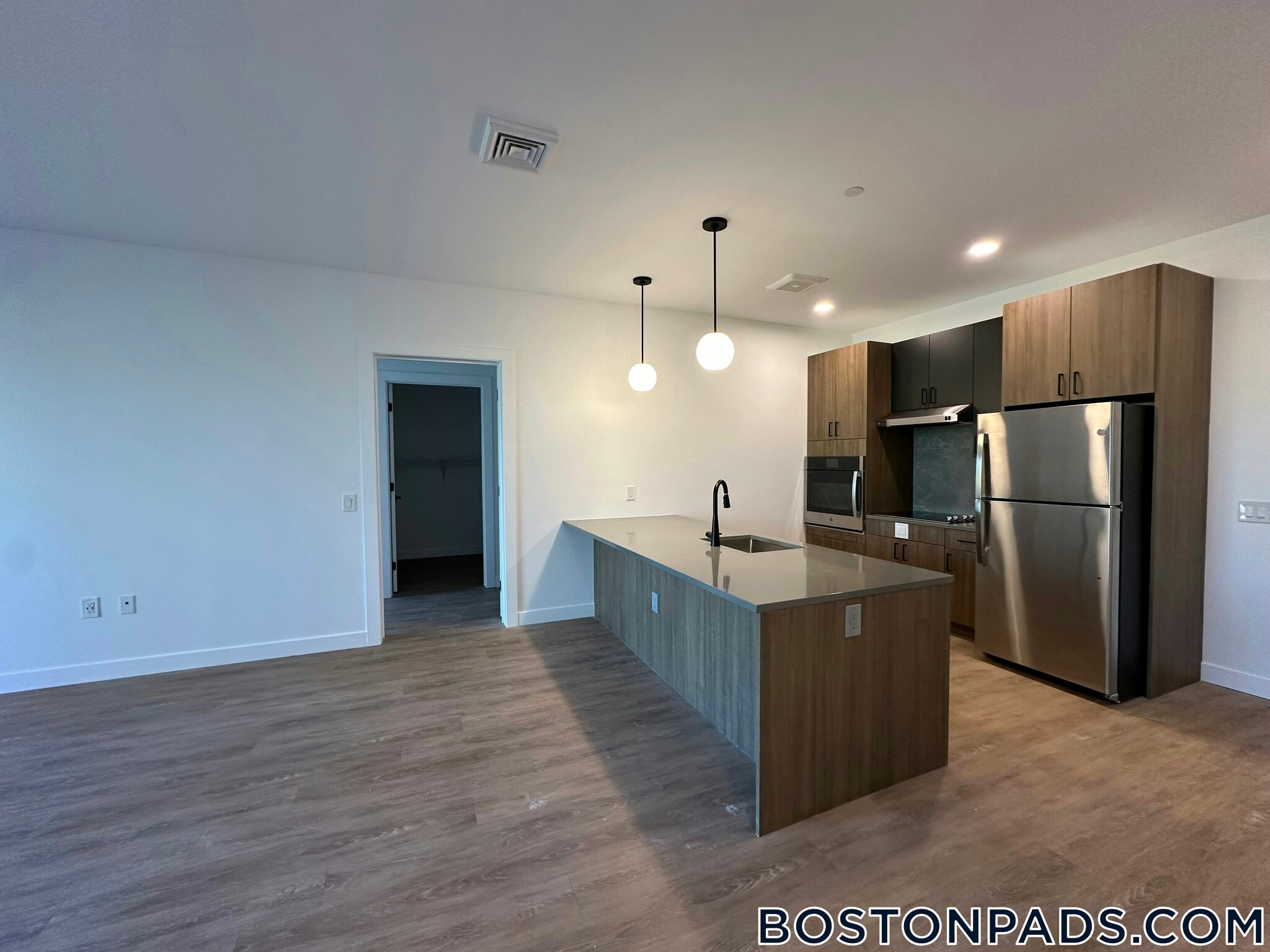 Building Photo - 199 Gardner St