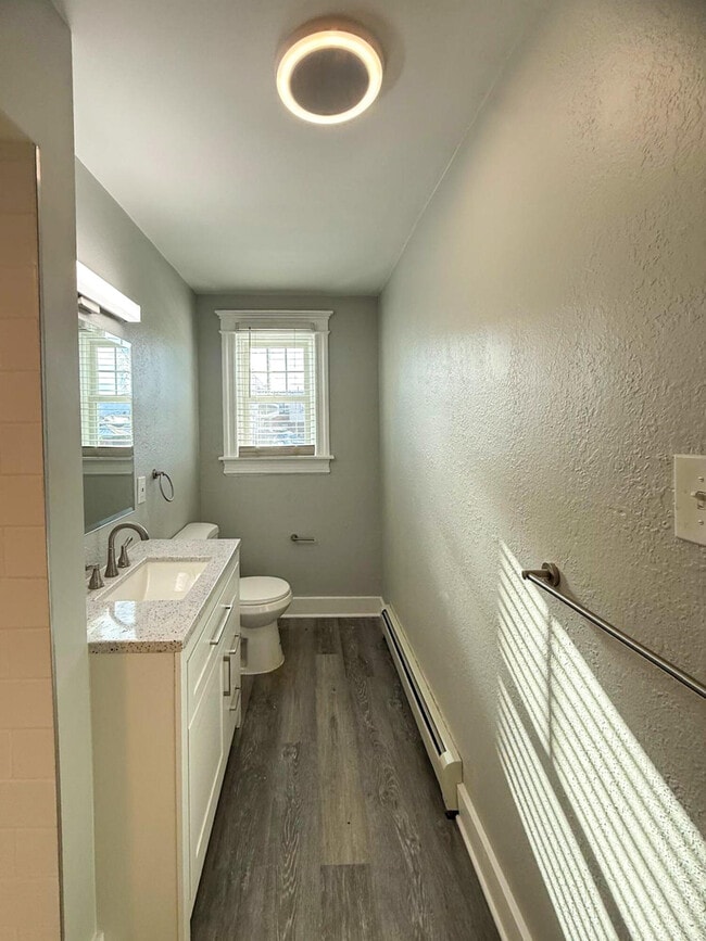 Building Photo - 36465 Main St