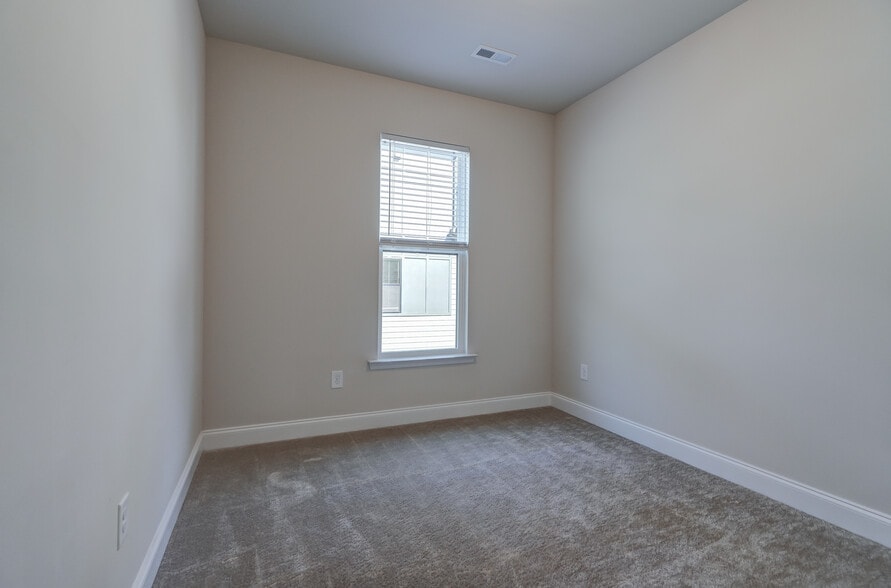 Building Photo - 4368 Dominion Frst Cir