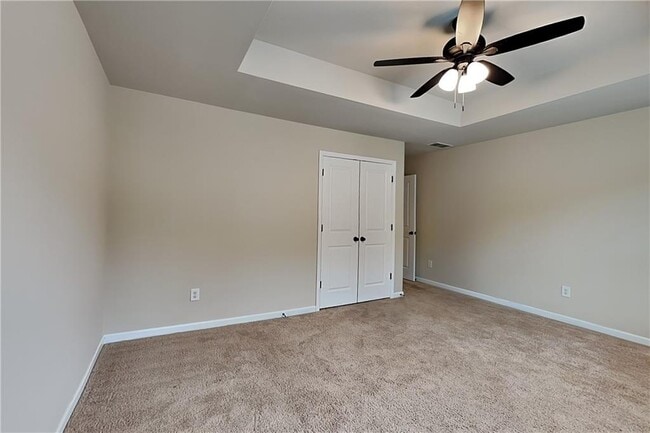 Building Photo - 3770 Brookhollow Dr