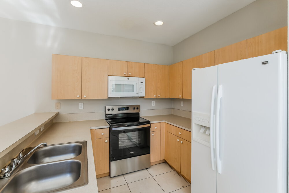 Building Photo - 1911 SE 14th Ct