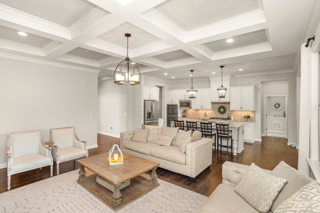 Building Photo - 2024 Albatross Way