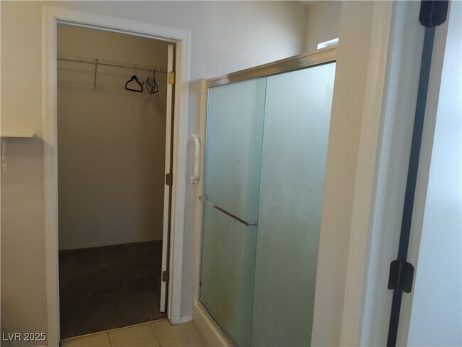 Building Photo - 508 Edgefield Ridge Pl