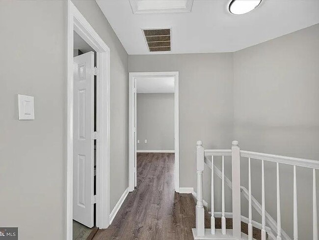 Building Photo - 22989 Whitehall Terrace