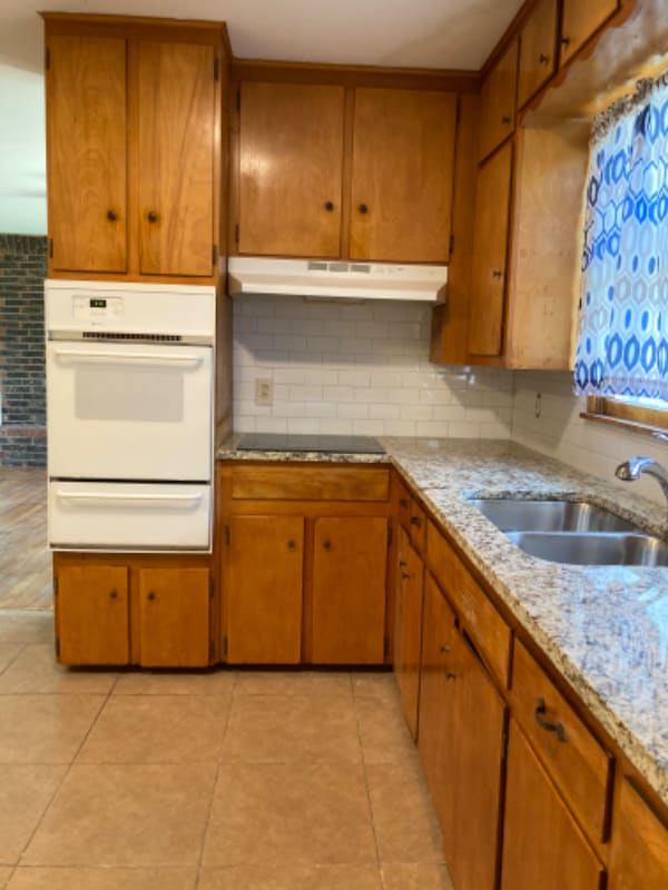 Building Photo - 1924 S Philadelphia St