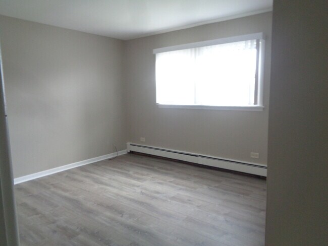 Building Photo - 10748 S Harlem Ave