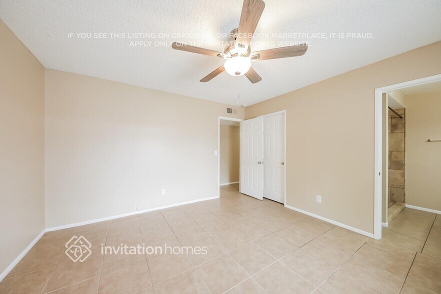 Building Photo - 9635 N 35th Ln