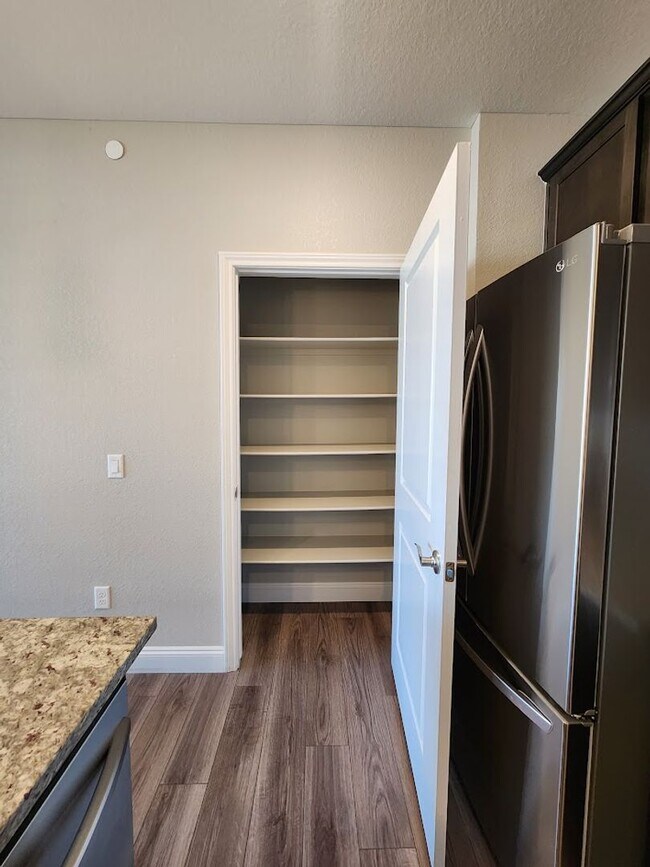 Building Photo - 9570 Accord Ln