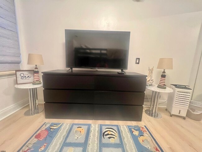 Building Photo - 101 S Raleigh Ave