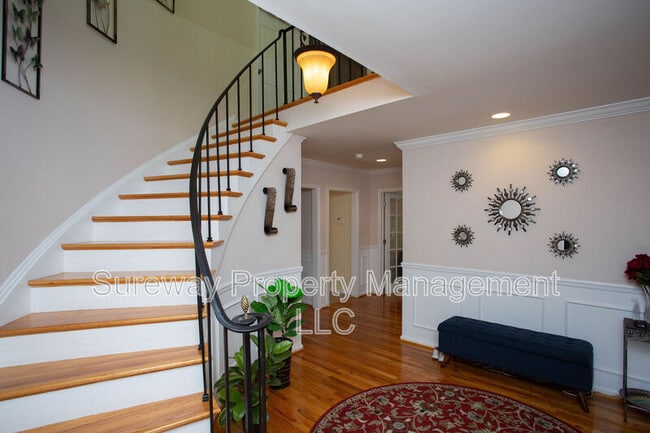 Building Photo - 901 Kresson Rd