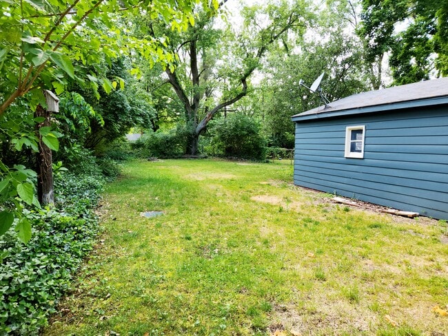 Exterior- Fenced Back Yard - 54373 Terrace Ln
