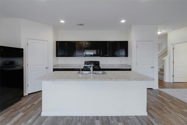 Building Photo - 140 Satsuma Ln