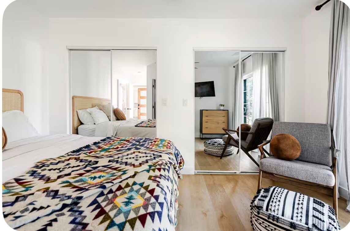 Building Photo - 12812 Greene Ave