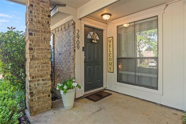 Building Photo - 2909 Post Oak Dr