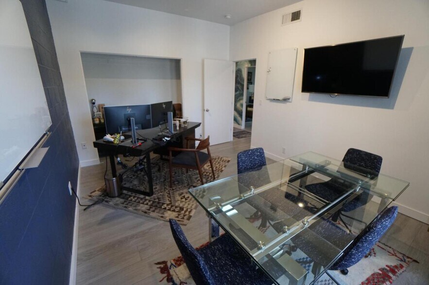 Building Photo - 1509 Abbot Kinney Blvd