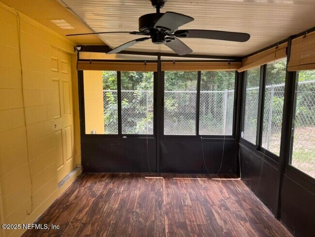 Building Photo - 3922 Ribault River Ln