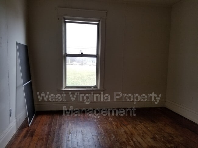 Building Photo - 345 Prosperity Rd