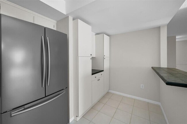 Building Photo - 800 S Gulfview Blvd