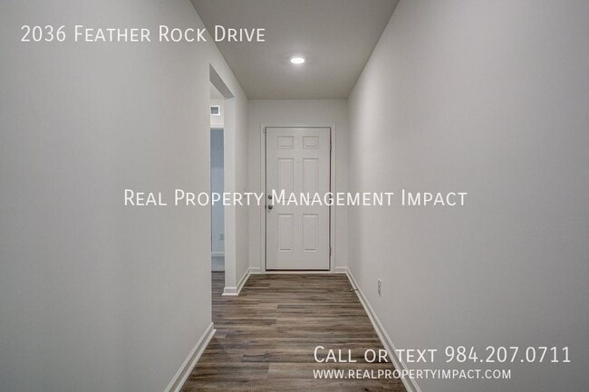 Building Photo - 2036 Feather Rock Dr